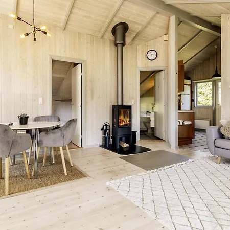 4 Star In Praesto-by Traum Casa de Férias Præstø