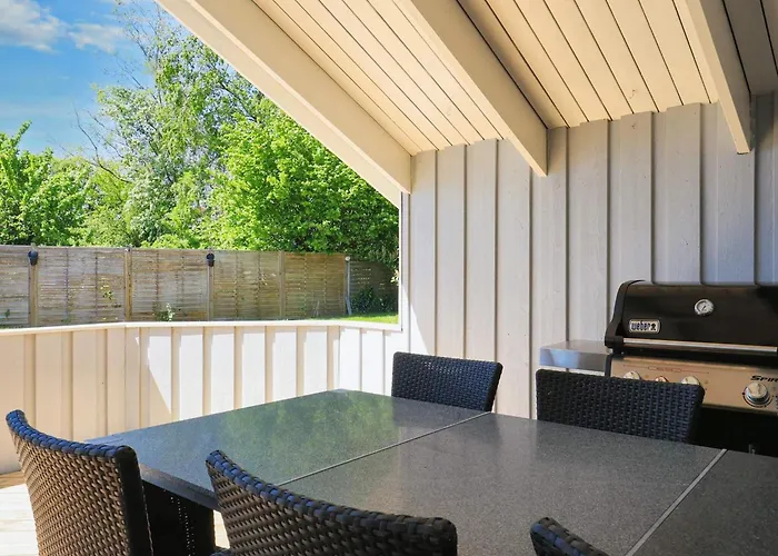 4 Star In Praesto-by Traum Præstø